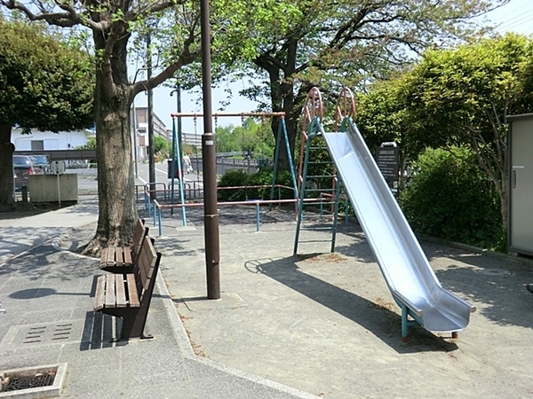 【C号棟】栄区新築戸建ビルトイン車庫駅歩6分(海里橋公園)