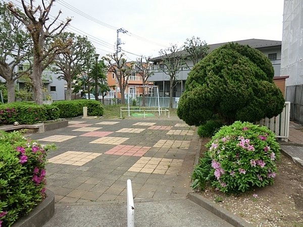 グローリア初穂鎌倉岡本【駅歩6分南面バルコニー】(長尾台公園)
