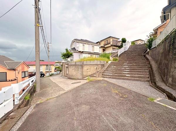 【1区画】磯子区売地建築条件無し角地地下車庫