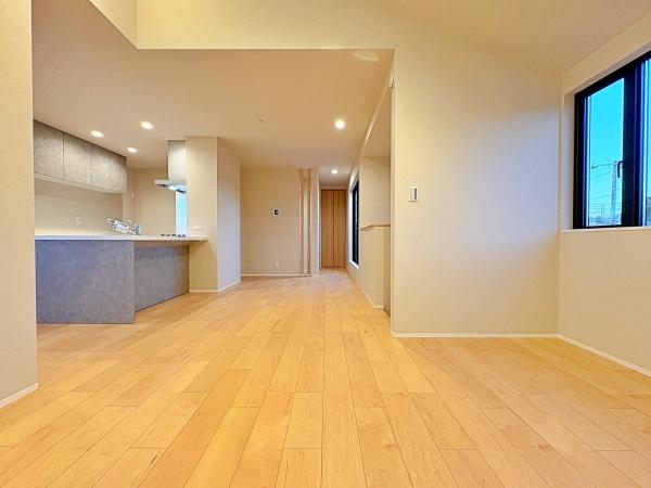 泉区新築戸建パントリーSICLDK19帖以上