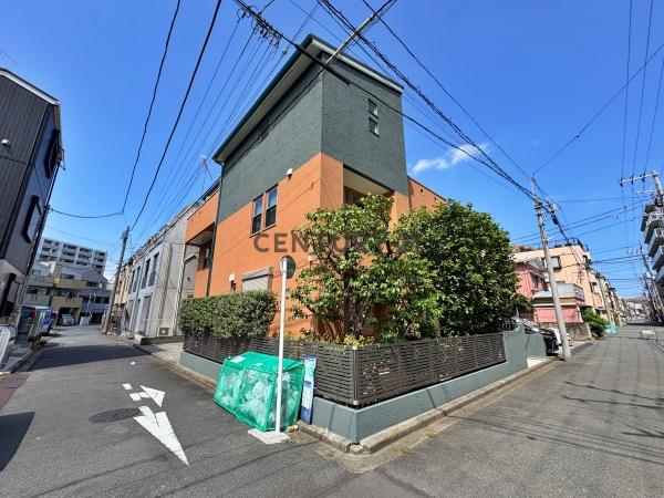 横浜市南区中古戸建駅歩5分EV付ビルトイン車庫有
