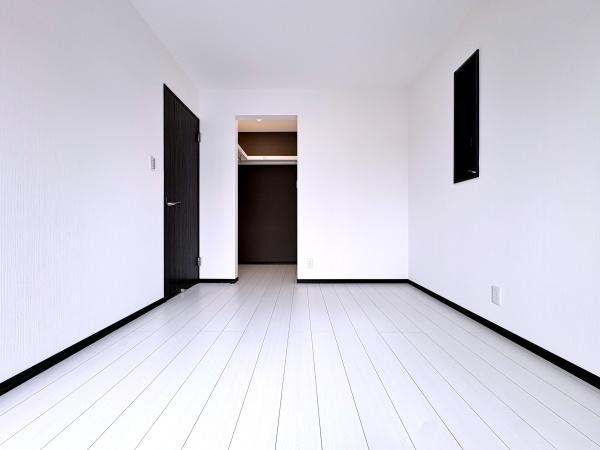 座間市新築戸建グルニエWIC納戸