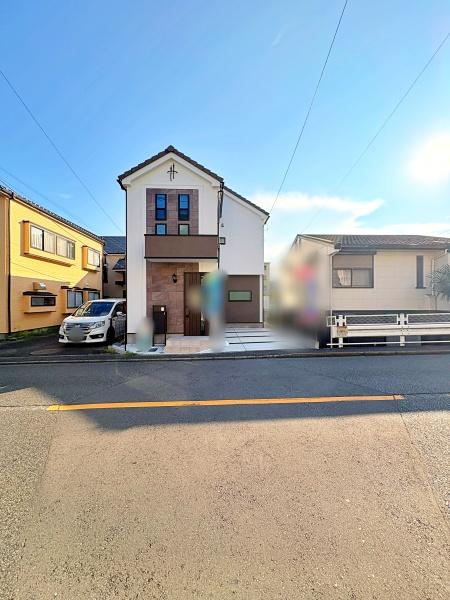 緑区新築戸建ファミクロWICグルニエ