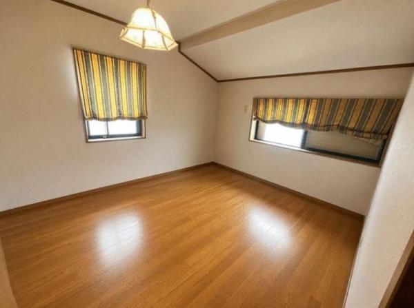 町田市南成瀬８丁目の中古一戸建て