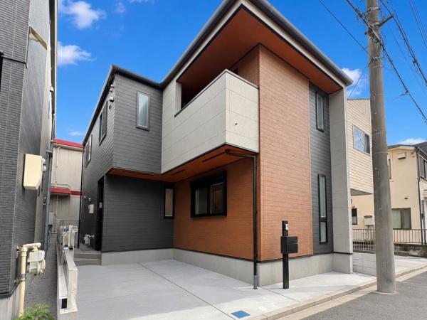 鶴見区新築戸建ビルトイン車庫LDK18帖以上