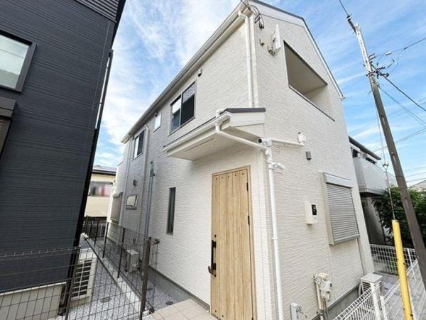 川崎市中古戸建WIC納戸2面バルコニー