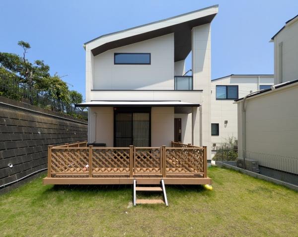 磯子区中古戸建ウッドデッキLDK25帖以上WIC庭