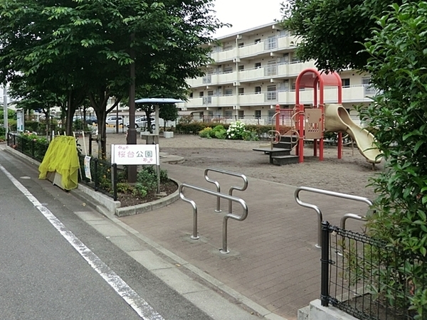 【1号棟】相模原市新築戸建4台駐車可ロフト(桜台公園)