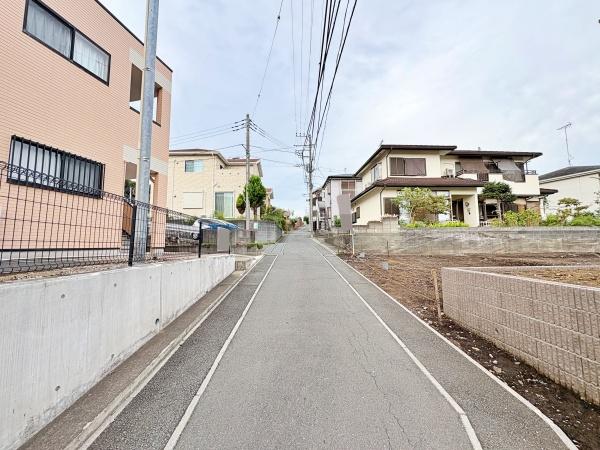 旭区新築戸建2台駐車可LDK19帖以上吹抜け