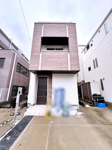 鶴見区中古戸建納戸カースペース平成30年9月築