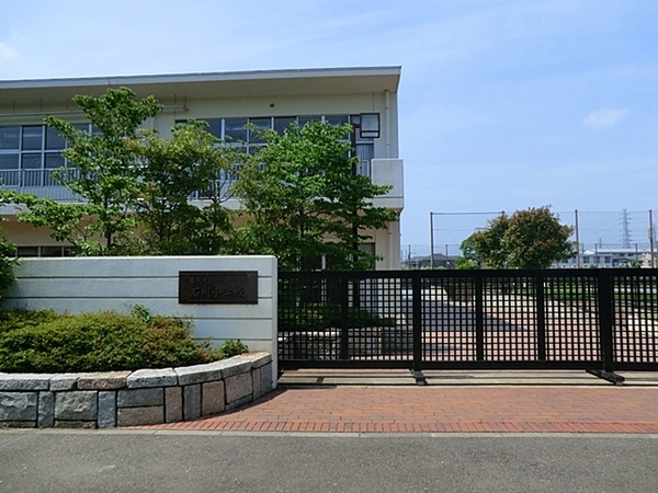 藤沢市石川５丁目の中古一戸建て(藤沢市立石川小学校)