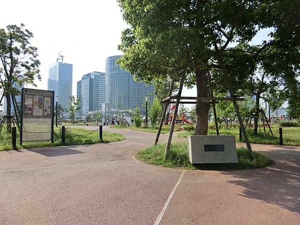 ロワール横濱レムナンツ【駅歩2分3駅3路線利用可】(高島中央公園)