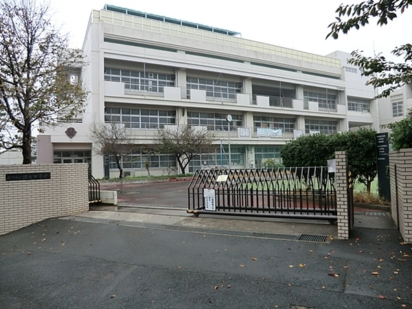 横浜市神奈川区神之木台の土地(横浜市立錦台中学校)