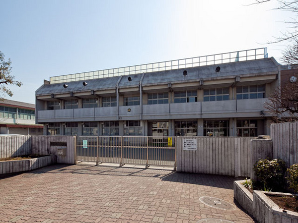 横浜市緑区青砥町の中古一戸建て(横浜市立緑が丘中学校)