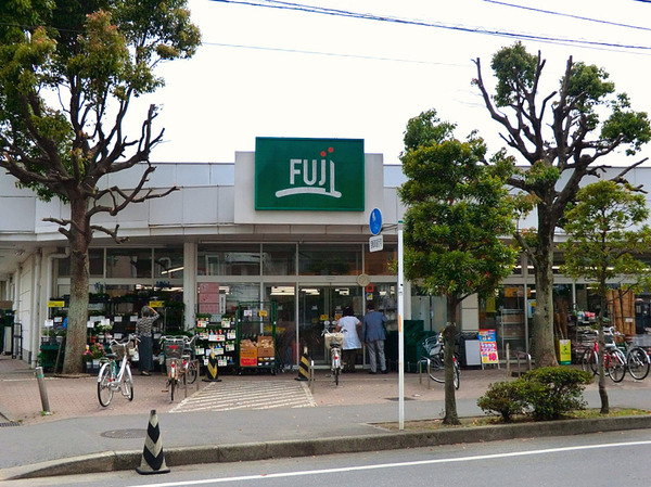 茅ヶ崎市松が丘２丁目の中古一戸建て(FUJI松が丘店)