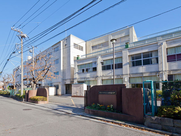 横浜市南区大岡１丁目の土地(横浜市立岡村中学校)