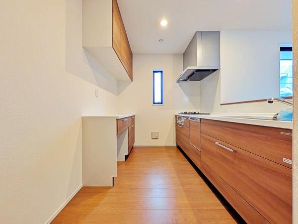 【2号棟】相模原市新築戸建パントリービルトイン
