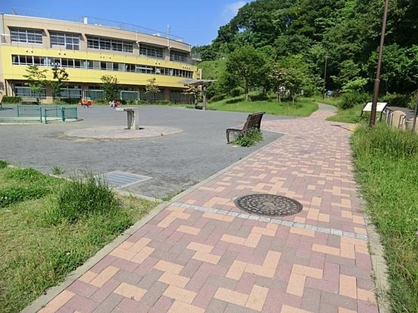 【1号棟】戸塚区新築戸建納戸SICパントリー(戸塚公園)