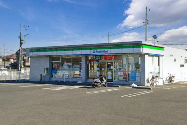 藤沢市遠藤の中古一戸建て(ファミリーマート茅ヶ崎高田四丁目店)