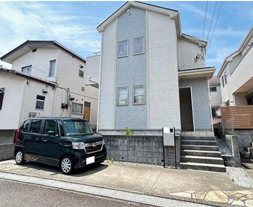 藤沢市中古戸建学校徒歩圏内駐車2台吹抜WIC