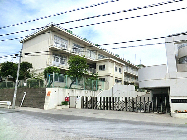 川崎市麻生区下麻生２丁目の中古一戸建て(川崎市立東柿生小学校)