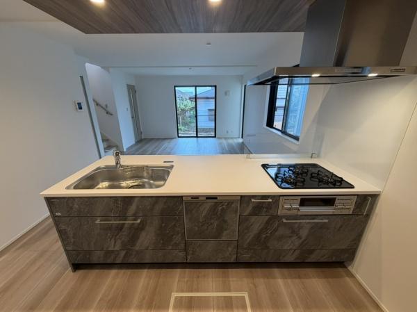 【2号棟】旭区新築戸建WICパントリー
