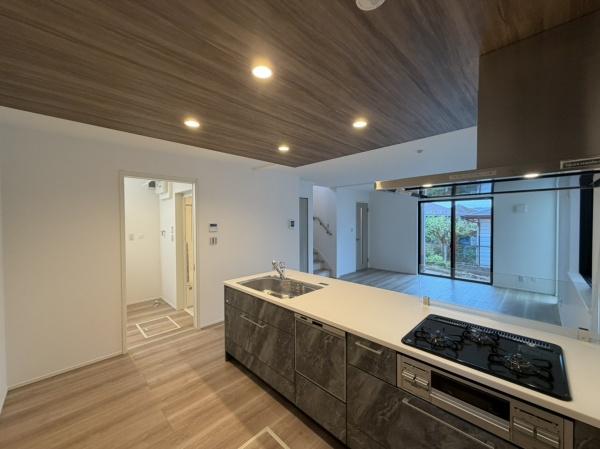 【2号棟】旭区新築戸建WICパントリー
