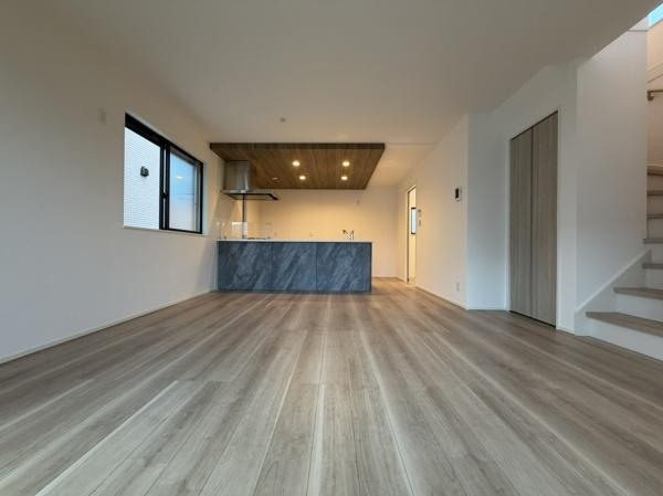 【2号棟】旭区新築戸建WICパントリー