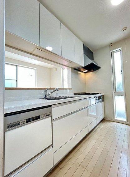 鶴見区中古戸建全居室南向きトレッサ横浜10分