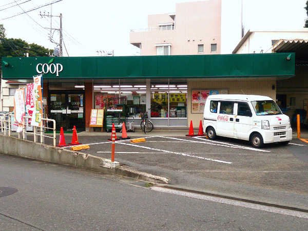 港南区新築戸建3台駐車可納戸(ユーコープ芹が谷店)