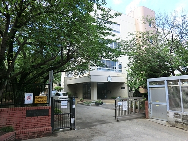 川崎市麻生区東百合丘１丁目の中古一戸建て(川崎市立長沢小学校)