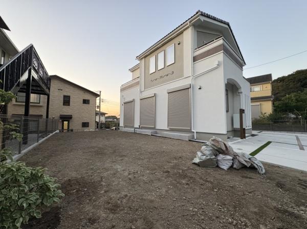 栄区新築戸建2台駐車可LDK18帖以上パントリー