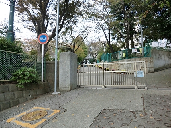 ラ・ベル菊名【角部屋駅徒歩8分ペット飼育可】(横浜市立菊名小学校)