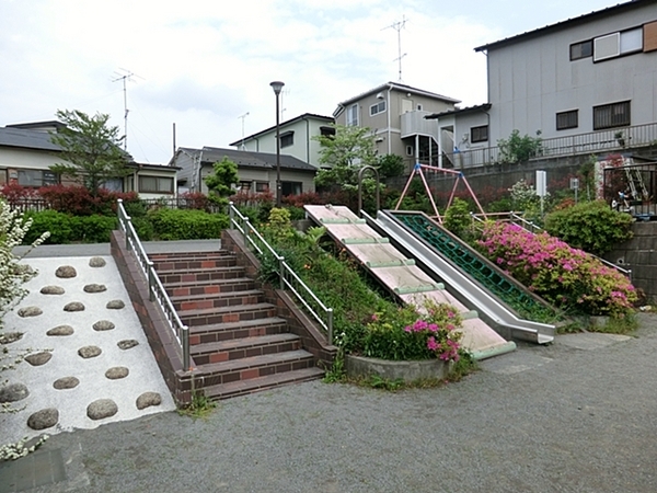 【B号棟】緑区新築戸建2台駐車可LDK19帖以上(中山町公園)