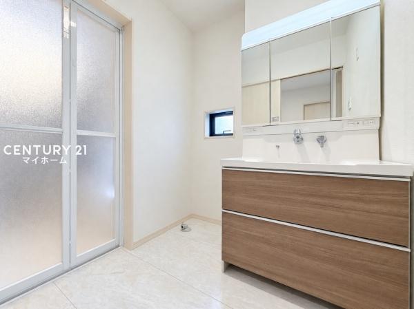 【1号棟】大和市新築戸建LDK19帖以上小中学校歩5分