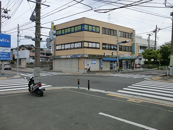 横須賀市長沢３丁目の中古一戸建て(青葉内科クリニック)