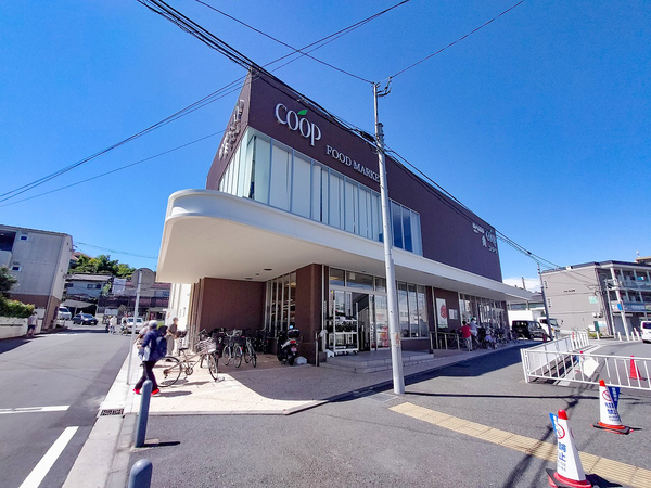 横浜市神奈川区六角橋５丁目の中古一戸建て(ユーコープ神大寺店)