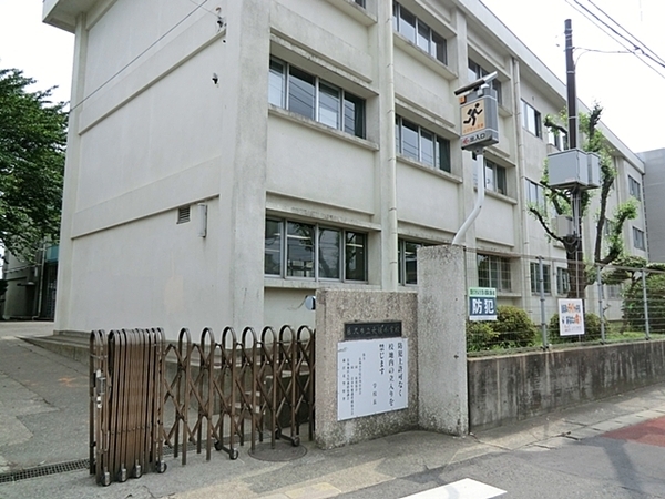 藤沢市長後の土地(藤沢市立長後小学校)