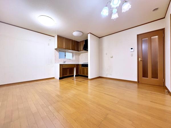 磯子区中古戸建南面バルコニーリフォーム