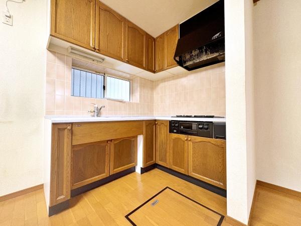 横浜市磯子区岡村６丁目の中古一戸建て