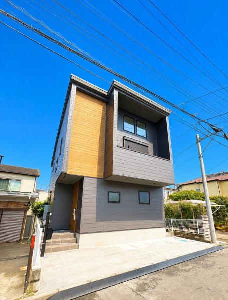 綾瀬市新築戸建納戸ロフト前面道路6ｍ以上
