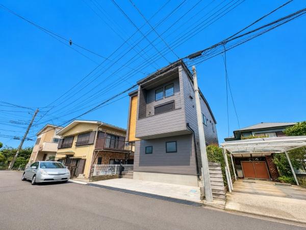 綾瀬市新築戸建納戸ロフト前面道路6ｍ以上
