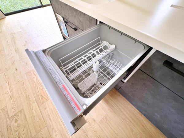 栄区新築戸建LDK18帖以上大容量SIC81坪超