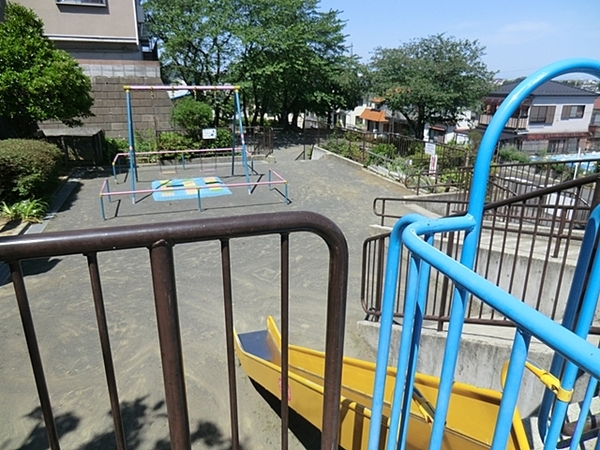 横浜市港南区笹下３丁目の中古一戸建て(立野第一公園)