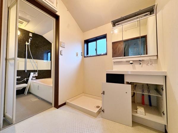 横浜市港南区笹下３丁目の中古一戸建て