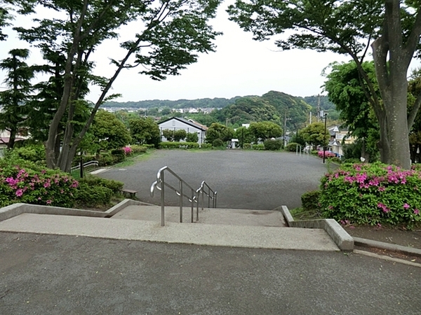 【1号棟】栄区新築戸建3台駐車可LDK20帖以上(野七里第二公園)