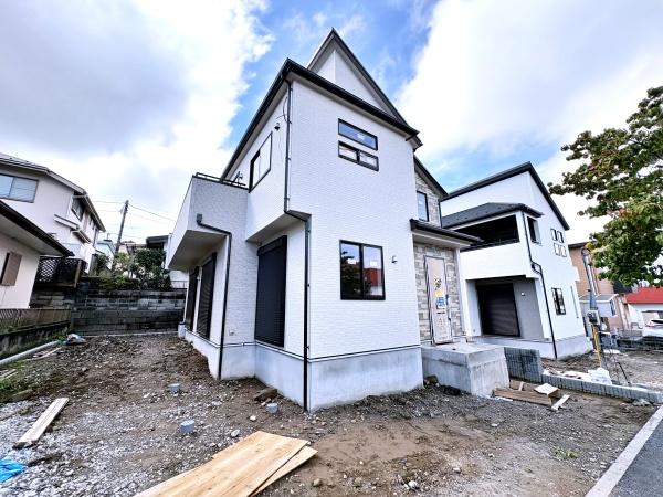 【2号棟】栄区新築戸建3台駐車可LDK18帖以上