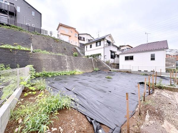 横浜市鶴見区梶山２丁目の土地