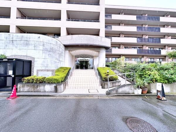 コスモ鶴見岸谷公園【駅歩9分南面バルコニー】