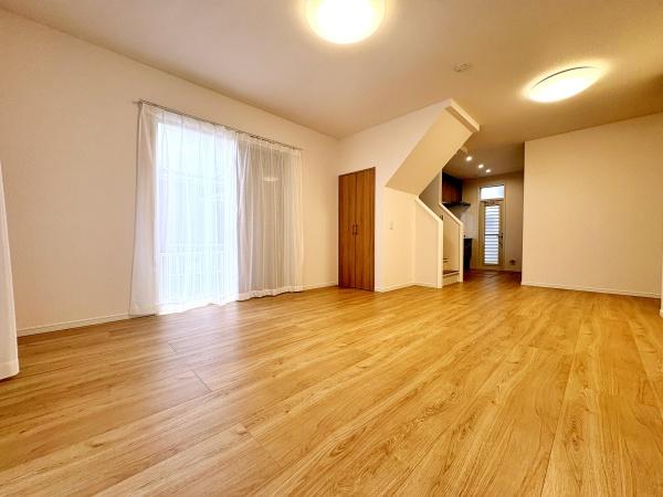 鎌倉市七里ガ浜東５丁目の中古一戸建て